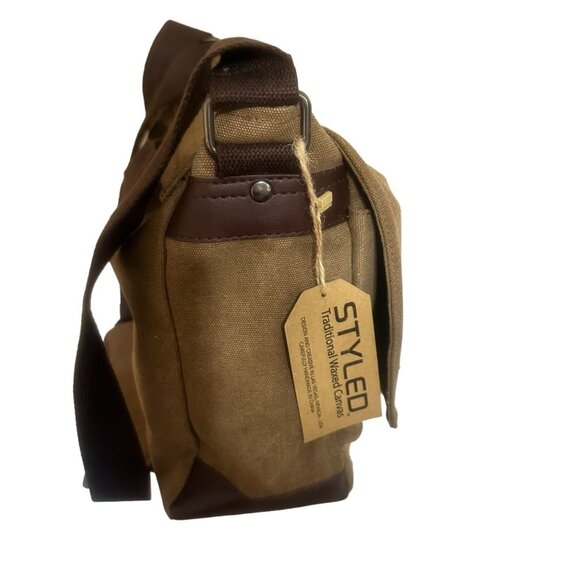Old School Styled Traditional Waxed Canvas Messenger Bag Adjustable Strap NWT - Picture 5 of 13